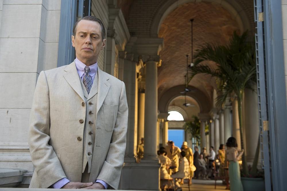 استیو بوشمی در سریال تلویزیونی «امپراتوری بوردواک» (Boardwalk Empire)